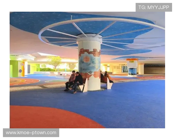 星空足球公园:打造集运动、娱乐与天文观测于一体的多功能休闲空间,满足多样需求 星空足球公园:打造集运动、娱乐与天文观测于一体的多功能休闲空间,满足多样需求